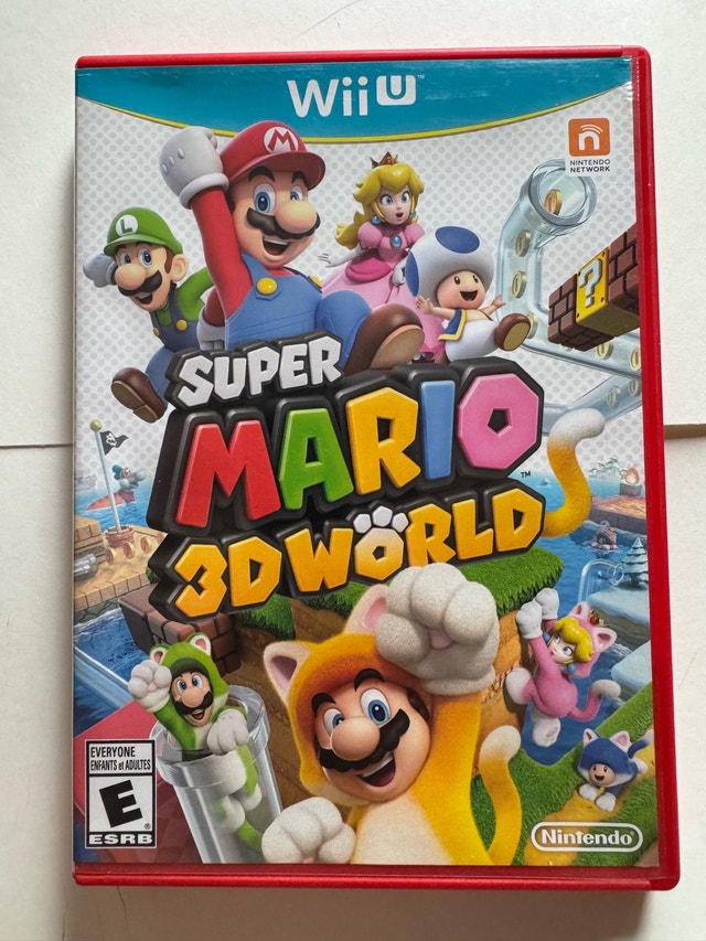Nintendo Wii U Games: Super Mario 3D World and Nintendo Land - photo 2