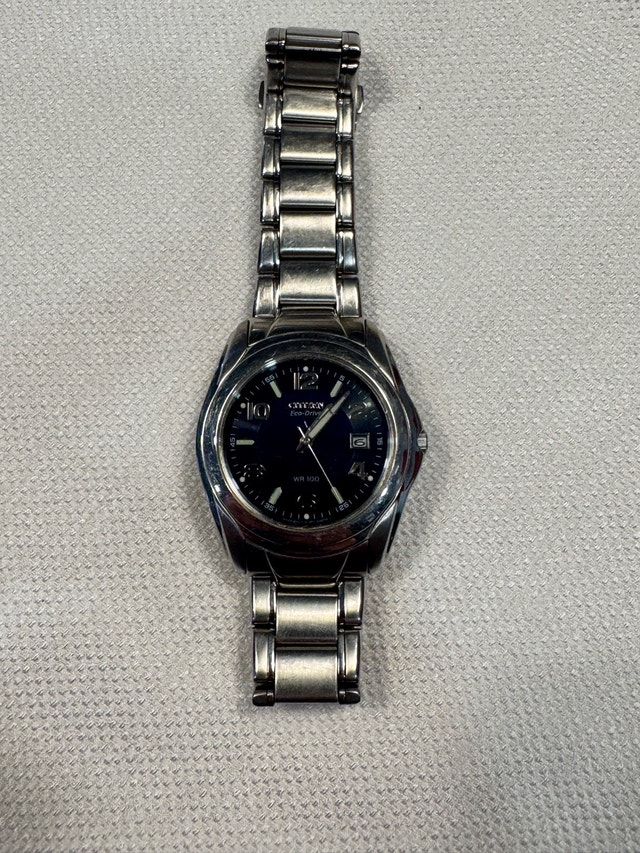 Citizen Eco-Drive Watch - photo 2