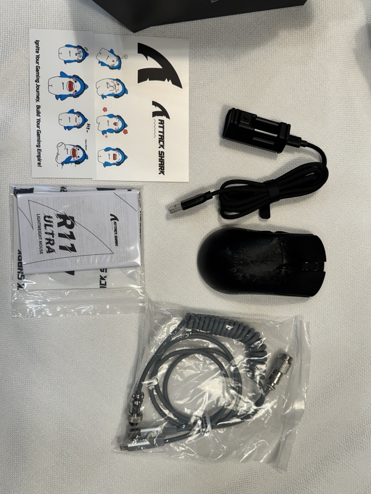 ATTACK SHARK R11 ULTRA 8K Carbon Fiber Gaming Mouse - photo 2
