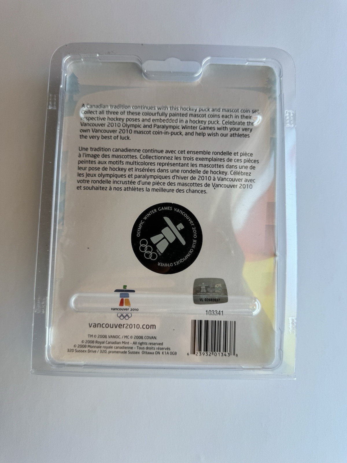 2010 Canadian Mint Vancouver Olympics Quatchi 50c Coin+Puck - photo 2
