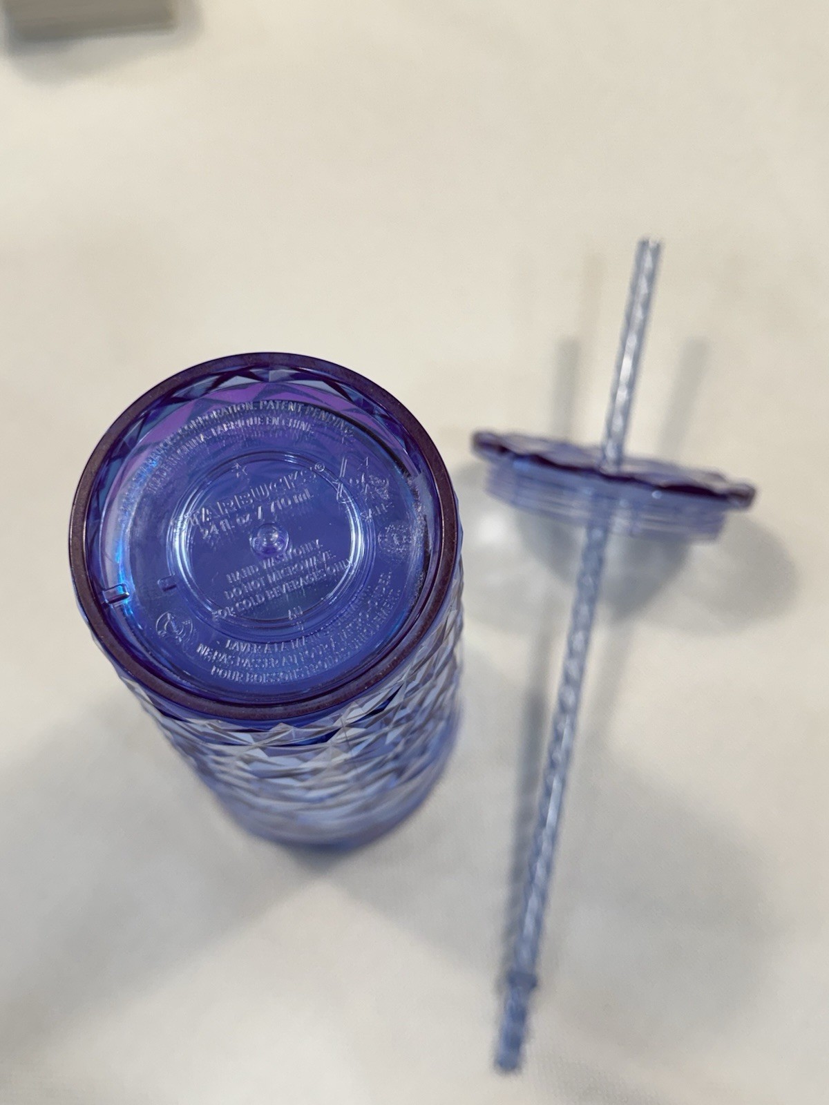 Starbucks Holiday Cold Cup Tumbler 24 Oz Iridescent Geometric Pr - photo 3