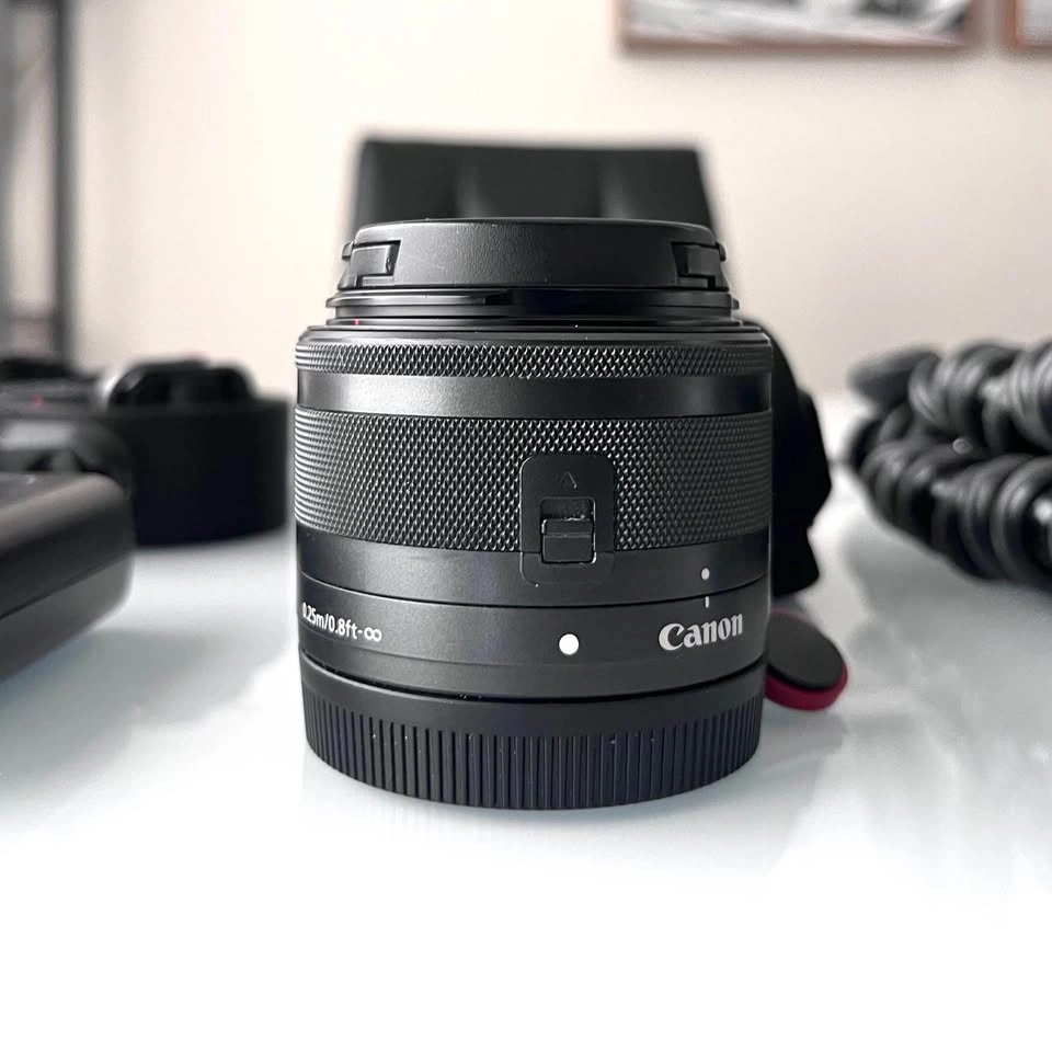 Canon M50 Mirrorless Camera Bundle with Lens and Accessories - photo 4