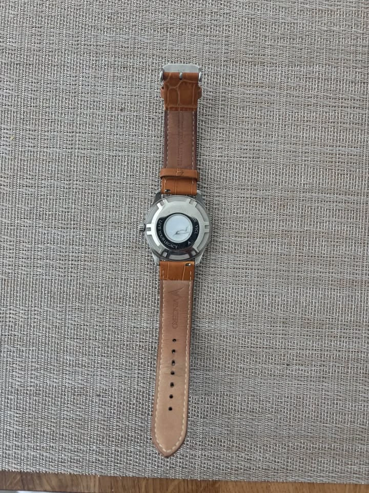 Watch - photo 2