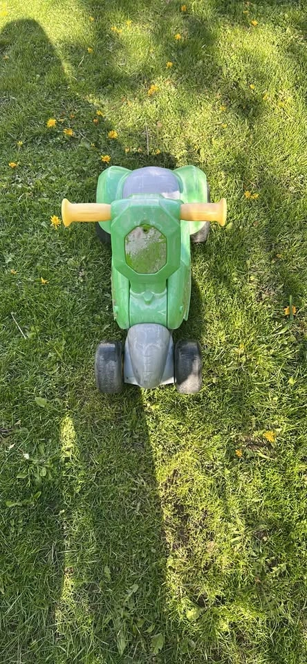 John Deere Ride-On Toy - photo 3