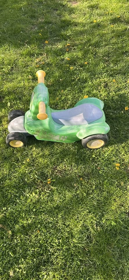 John Deere Ride-On Toy - photo 4