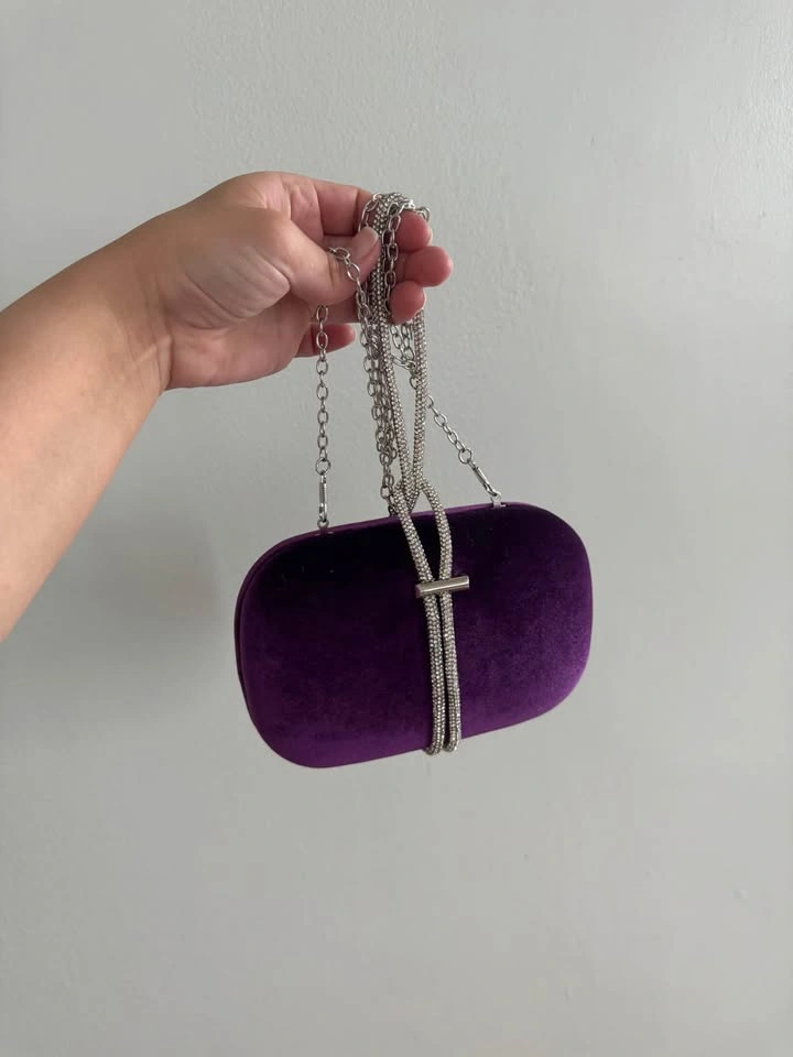 Velvet Clutch - photo 3