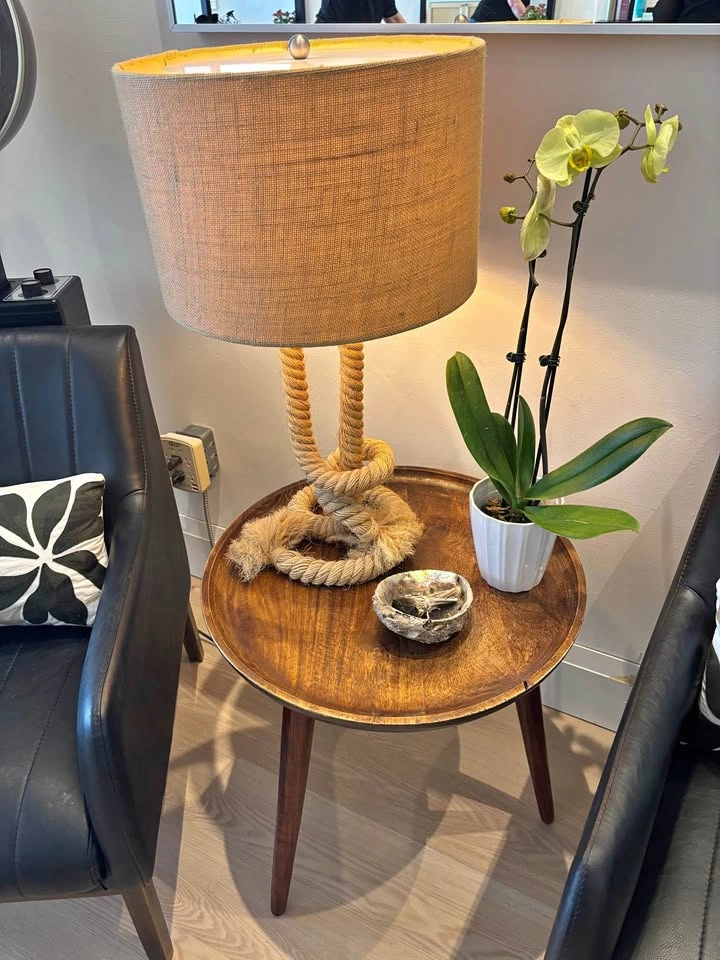 Wood side table round