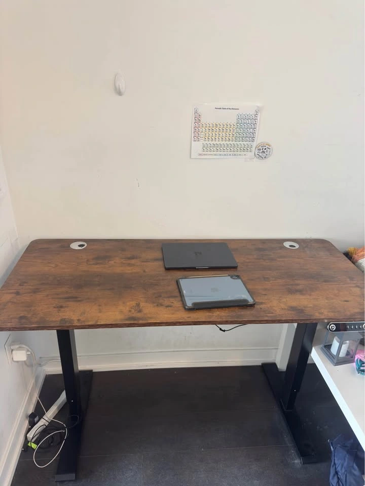 Standing desk - highly adjustable - photo 2