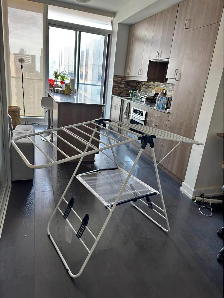 Clothes rack