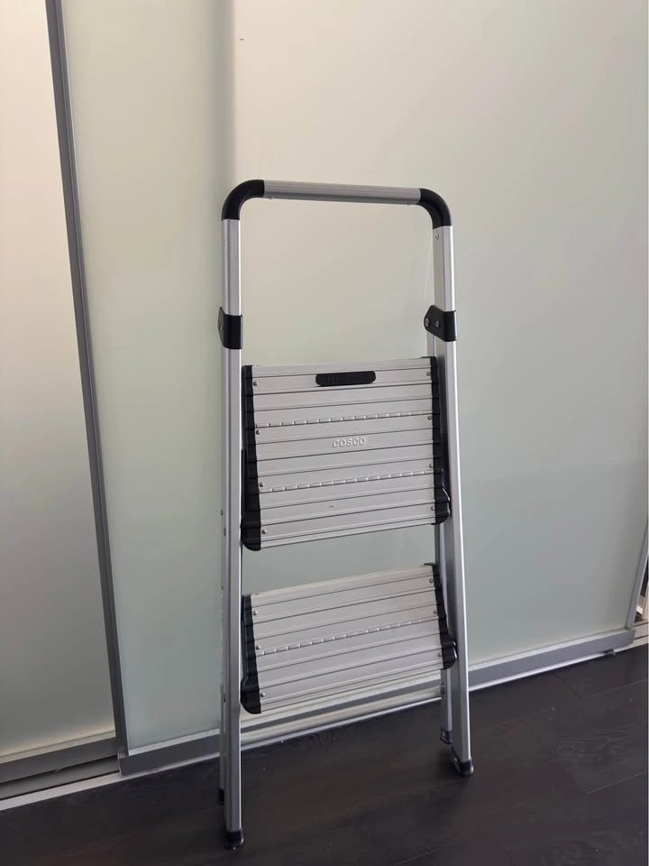 Two step ladder - photo 2
