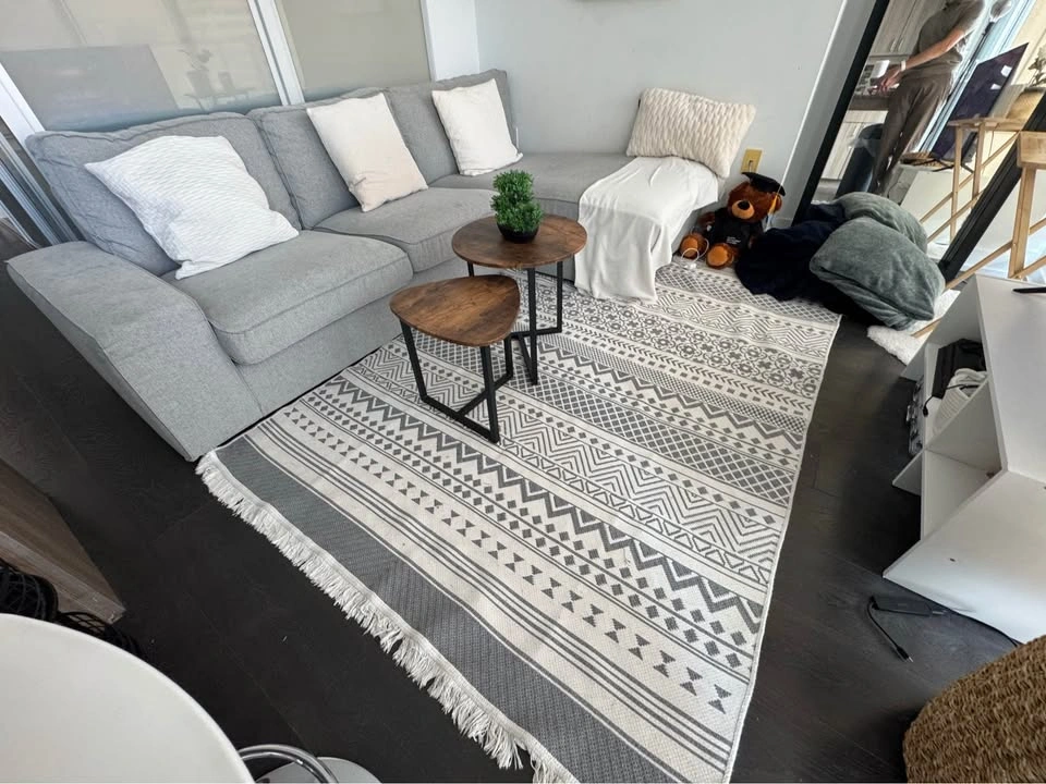 Large grey and white carpet/rug - photo 3