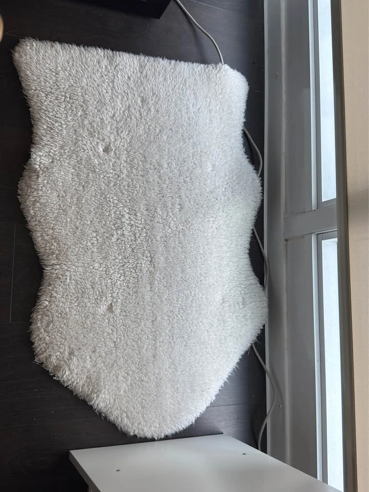 Small white rug - photo 2