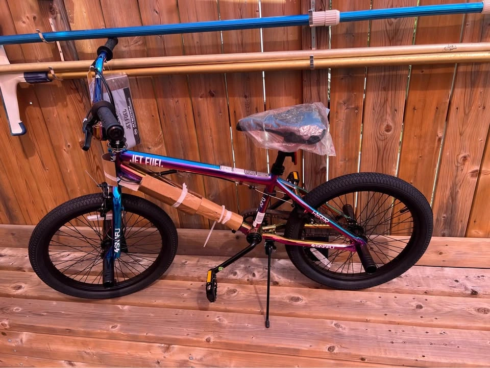 Hyper Bicycles 20" Jet Fuel BMX Bike - Brand New - photo 5
