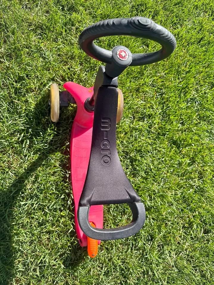 MICRO kids Scooter