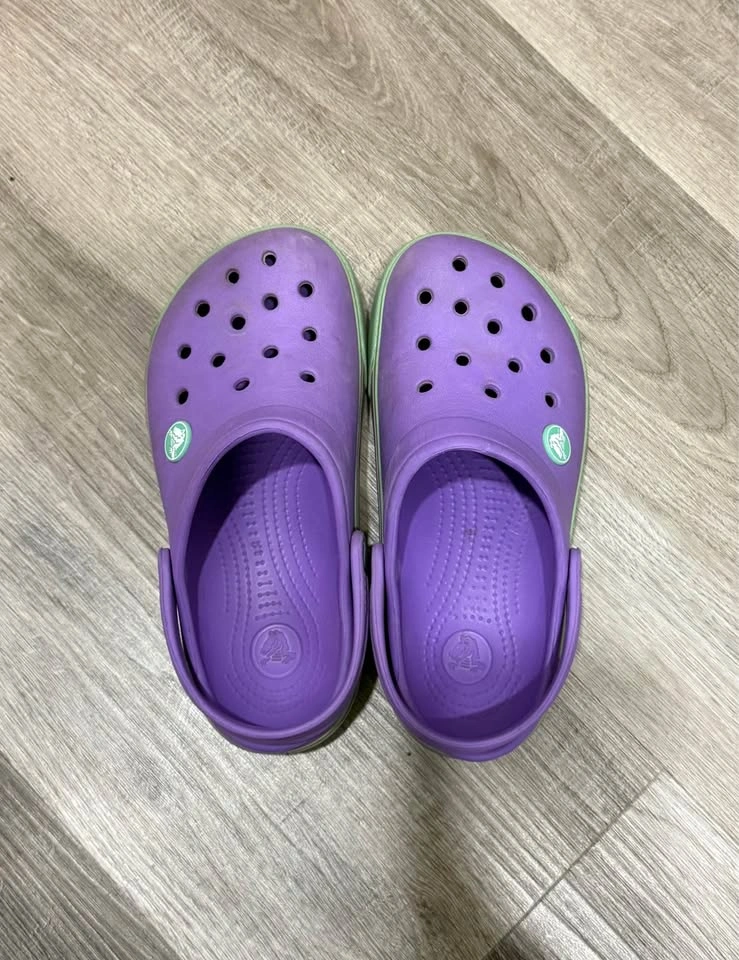 Crocs kid size 12-13 - photo 2