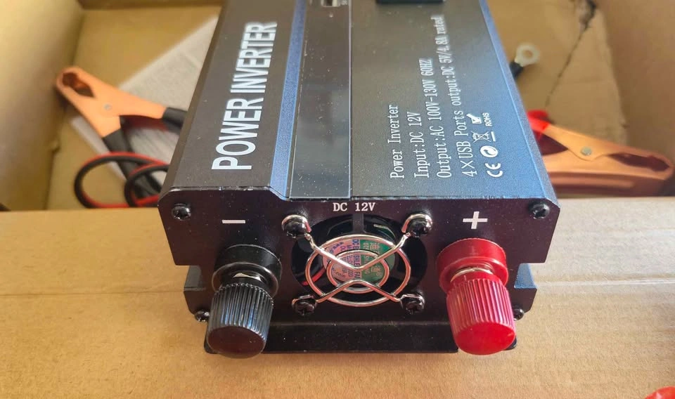 1200W Power Inverter 12V to 110V with Fast Charging - photo 5