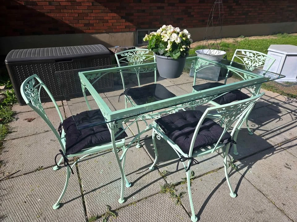Vintage Mint Green Wrought Iron Patio Dining Set - photo 2