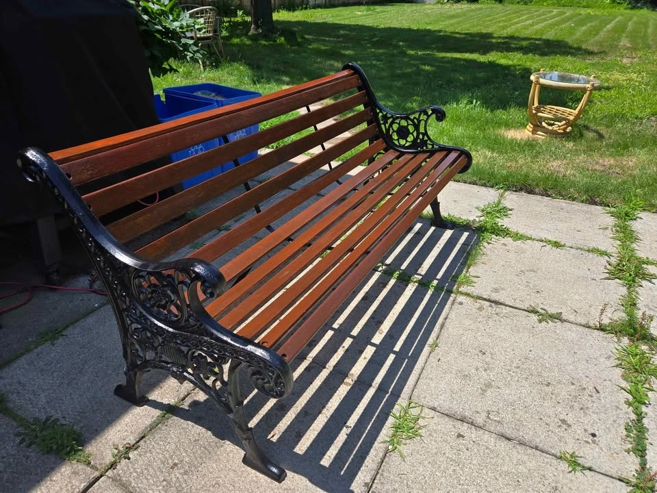 Professionally refinished Cast Iron and Wood PARK Bench - photo 5
