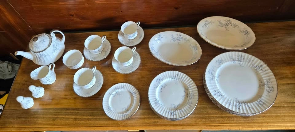 PARAGON "BRIDE'S CHOICE" Tea and dinnerware Set - photo 5