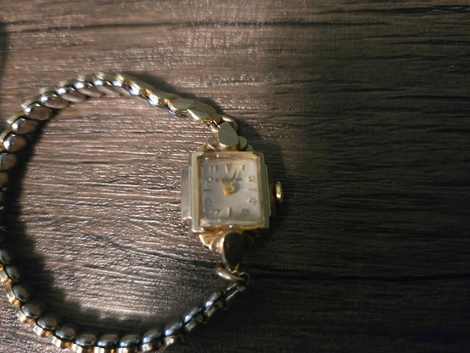 Vintage Enicar and Bulova Ladies' Wristwatches - photo 3