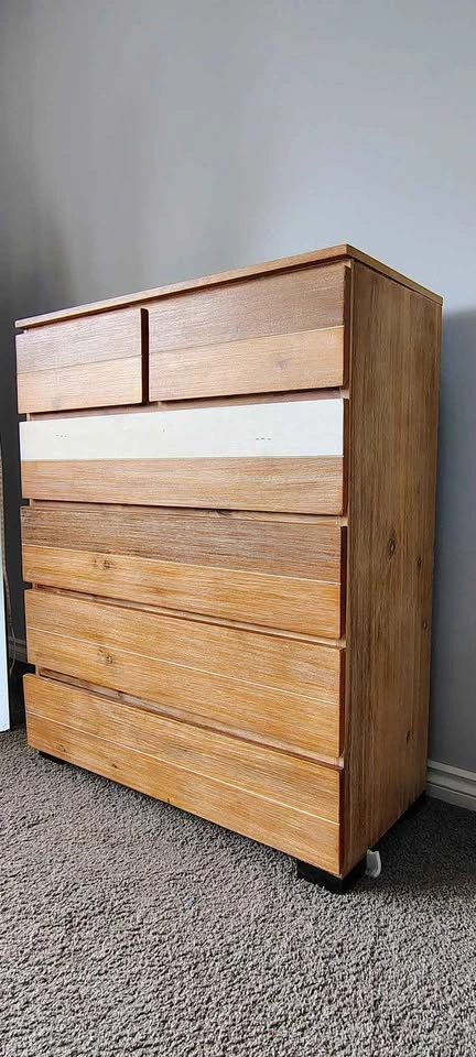 Farm style Chest of Drawer/Dresser - photo 3