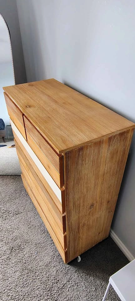 Farm style Chest of Drawer/Dresser - photo 4