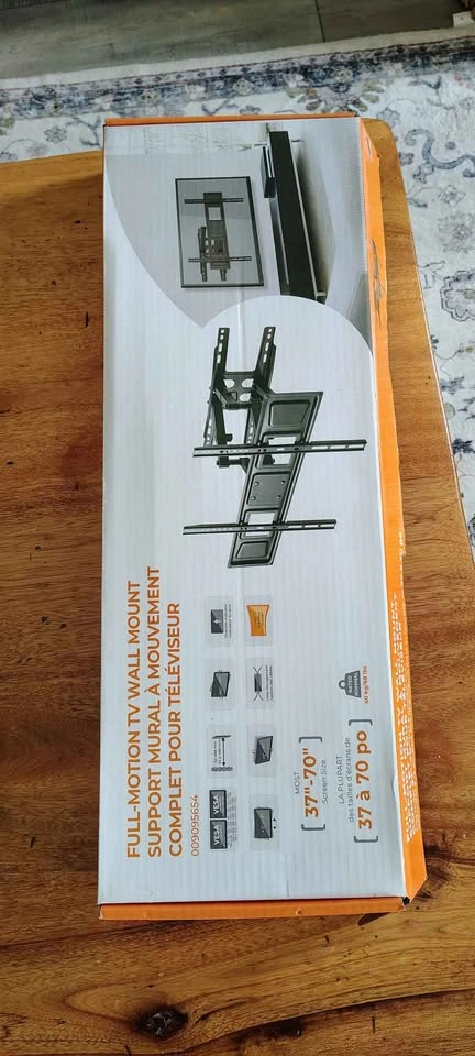 Full Motion TV Wall Mount - photo 4