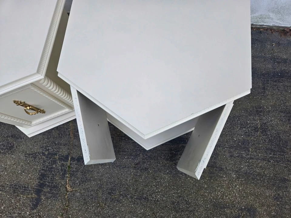 Pair of refinished vintage Hexagonal End Tables - photo 5