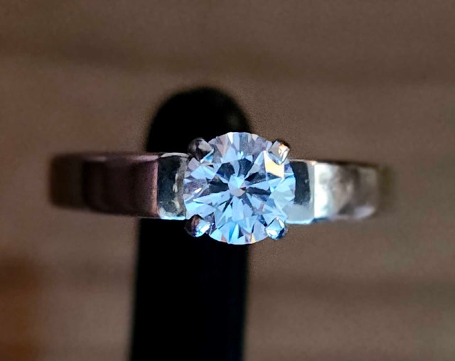 .77 F VS1 Ideal cut Natural diamond engagement ring - photo 2