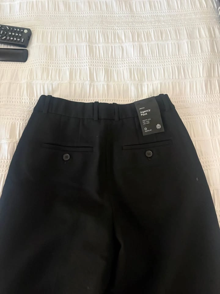 Aritzia Agency Pant Black - photo 2