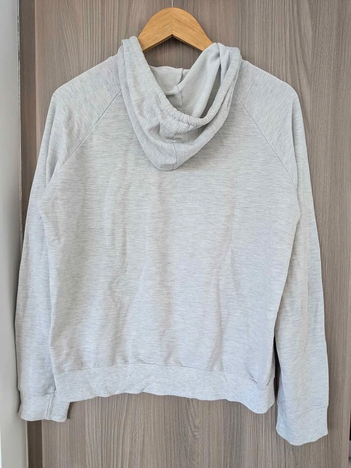 FOREVER 21 Classic Pullover Hoodie Light Grey - S/M - photo 2