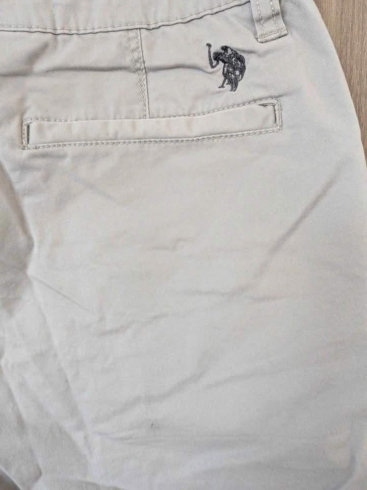 U.S. POLO ASSN. Men's Stretch Chino Shorts Light Grey - Size 30 - photo 3