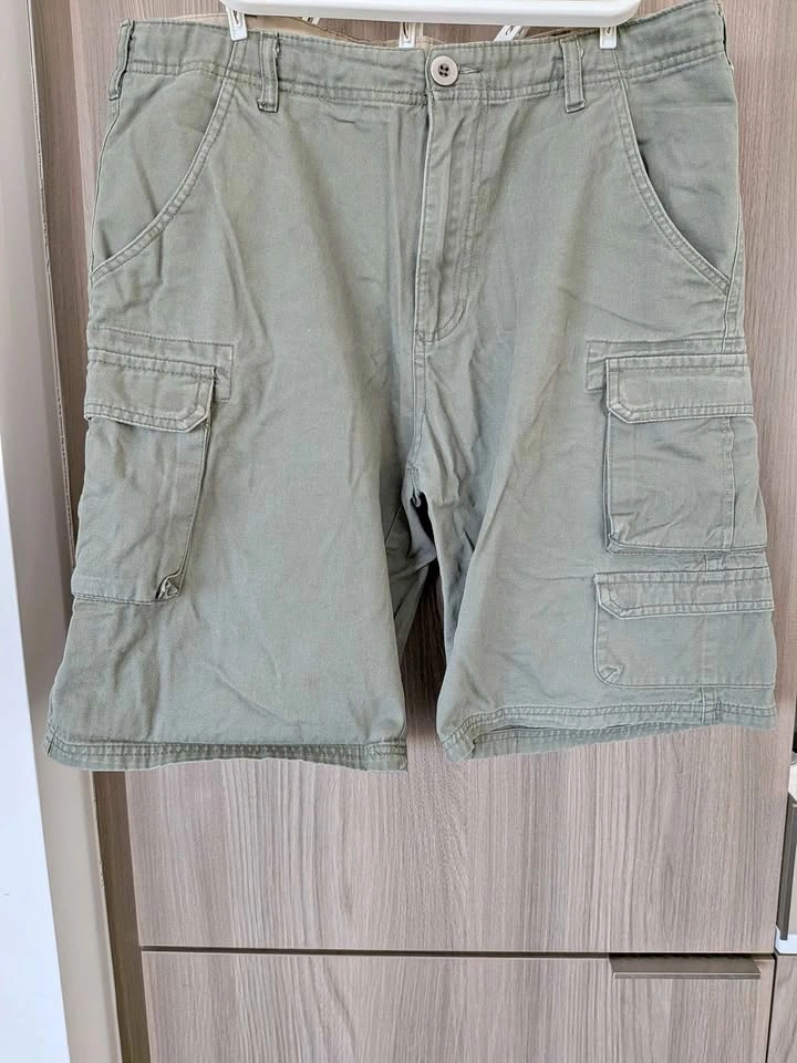 STANLEY Men's Cotton Cargo Shorts Olive Green - Size 32