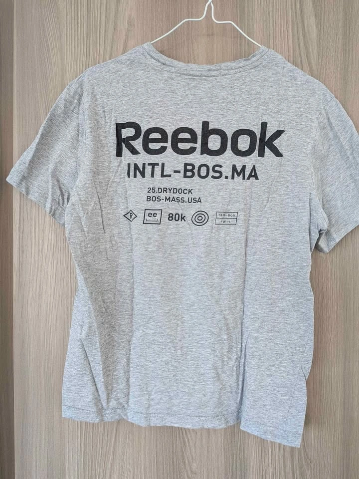 Reebok Men's Graphic T-Shirt - good Condition - Size M - photo 2