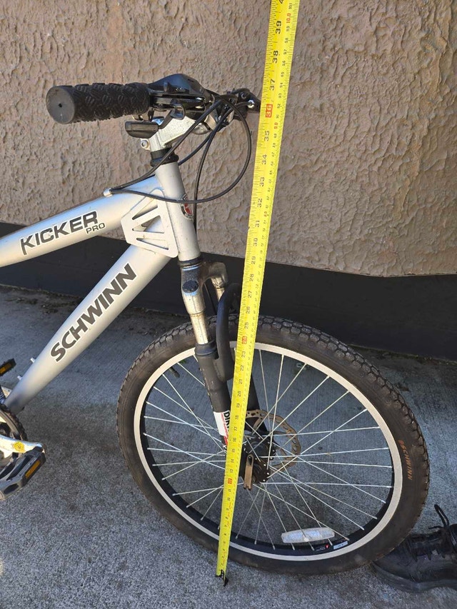 SCHWINN KICKER PRO MOUNTAIN BIKE - photo 2
