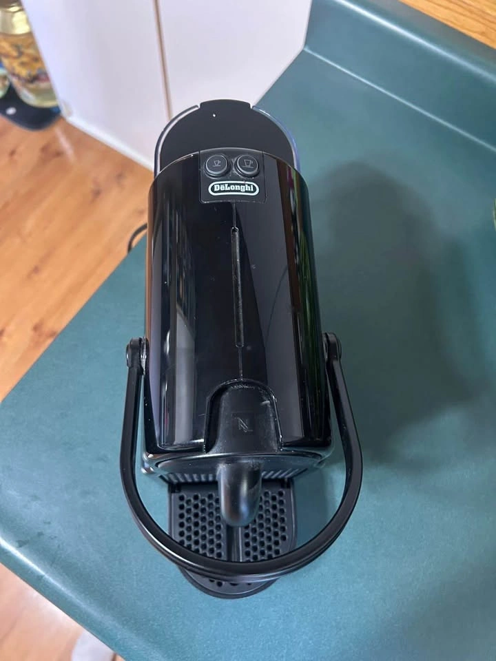 Nespresso Essenza Mini by De’Longhi – Works Great - photo 2