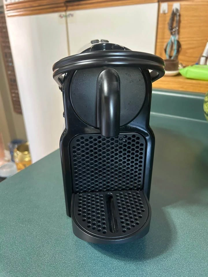 Nespresso Essenza Mini by De’Longhi – Works Great - photo 3