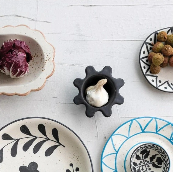 NEW Matte Black Flower Shaped Stoneware Bowl - photo 4