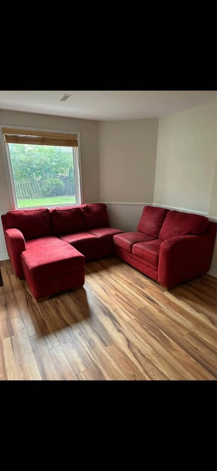 Red Velvet Sectional Sofa with Chaise - photo 3