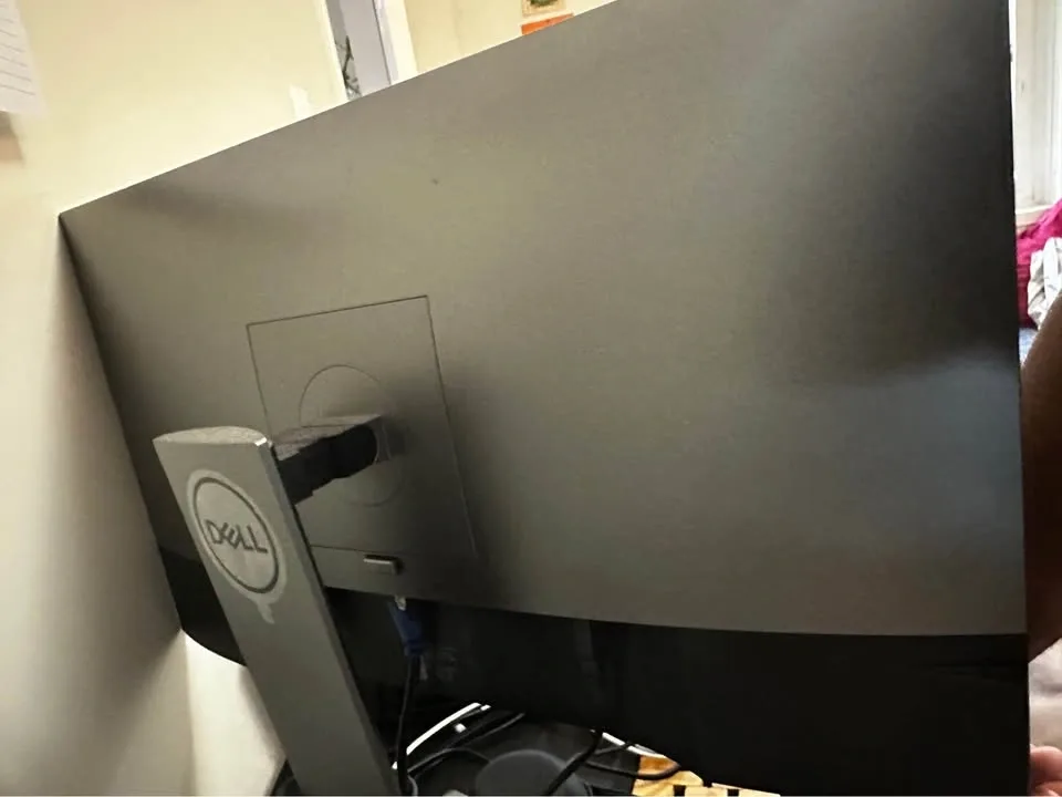 Dell U2419H Monitor - photo 3