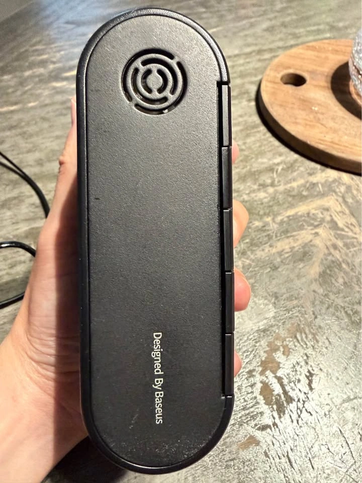Baseus Portable Wireless Smart Tire Inflator & Air Pump - photo 4