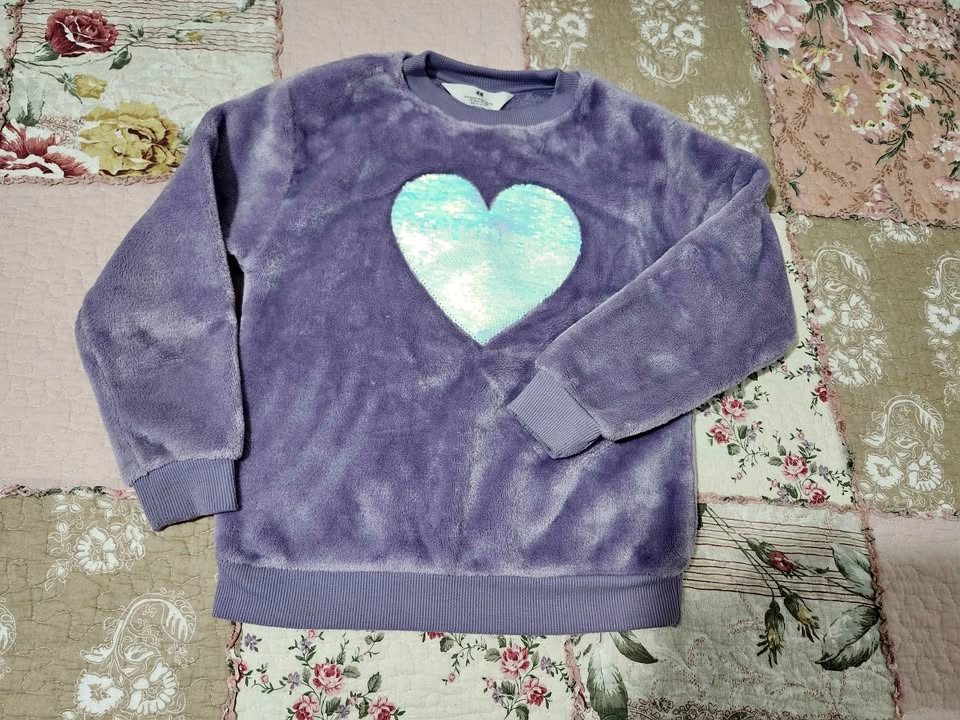 Girls' Sweater Size 6-7