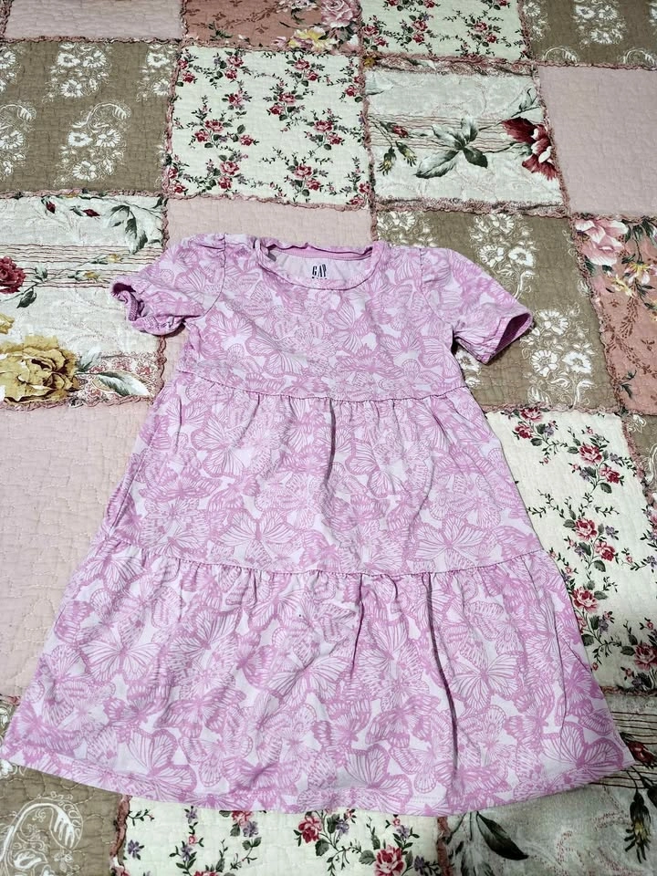 Girl's Dress Size 6