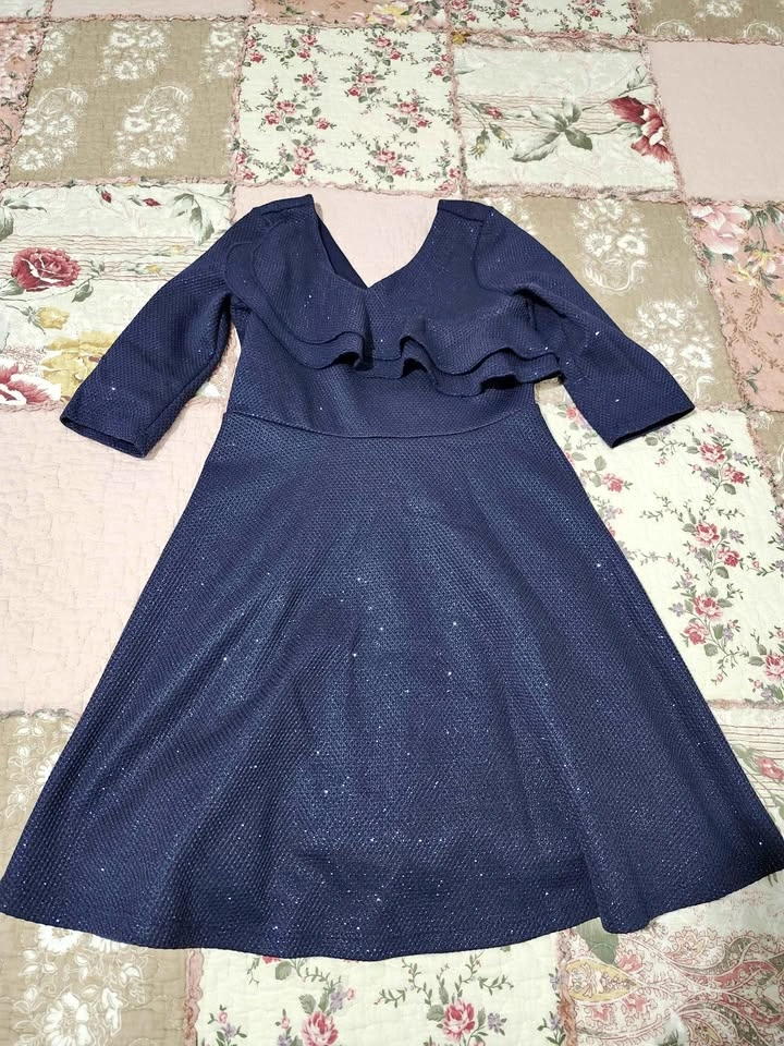 Girl's Dress Size 5