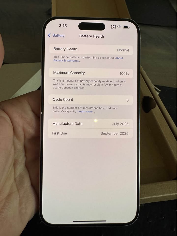 (Brand New) iPhone 15 Pro Max 256gb White Titanium - photo 2