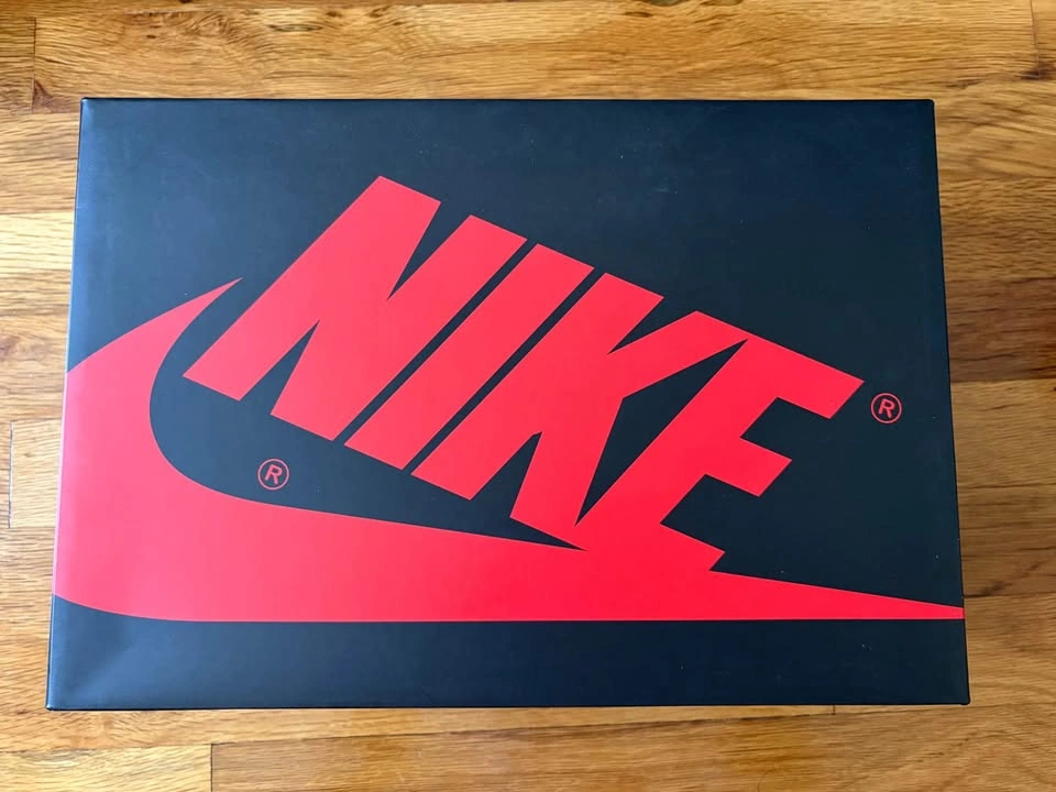 Air Jordan 1 Low OG Black Toe - photo 3