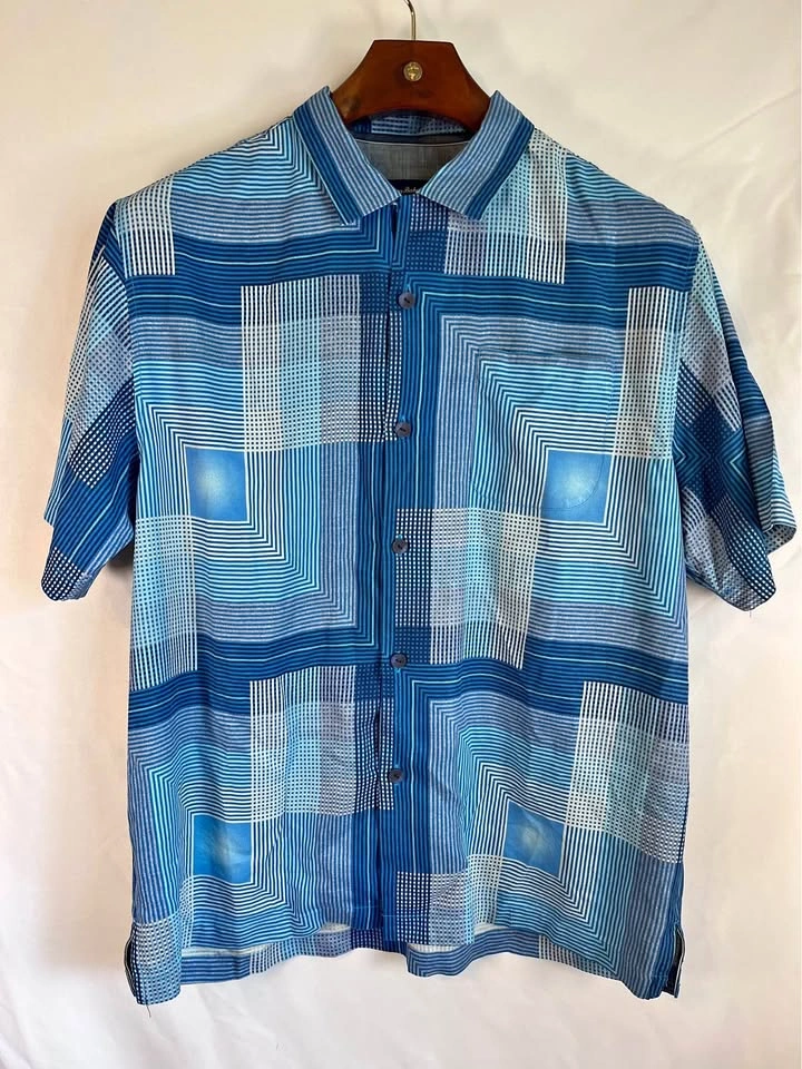 Tommy Bahama 100% Silk Short Sleeve Camp Shirt: Men’s Large