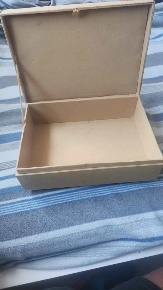 Gold box - photo 2
