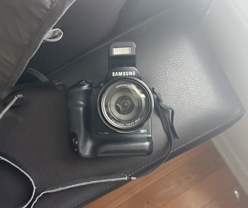 Samsung WB2200F 60x Zoom Camera + 2 Batteries + Carrying Case