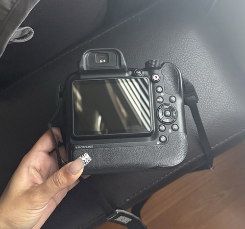Samsung WB2200F 60x Zoom Camera + 2 Batteries + Carrying Case - photo 2